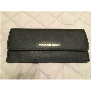 Michael Kors Jet Set Travel Flat Wallet-Black